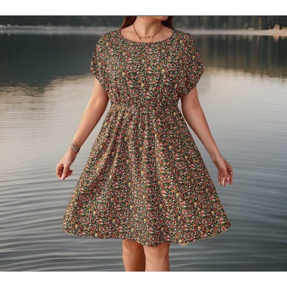 Chic Emery Rose Ladies Dress  Plus Size 4XL Beautiful Floral Print Cap Sleeves - Picture 1 of 4